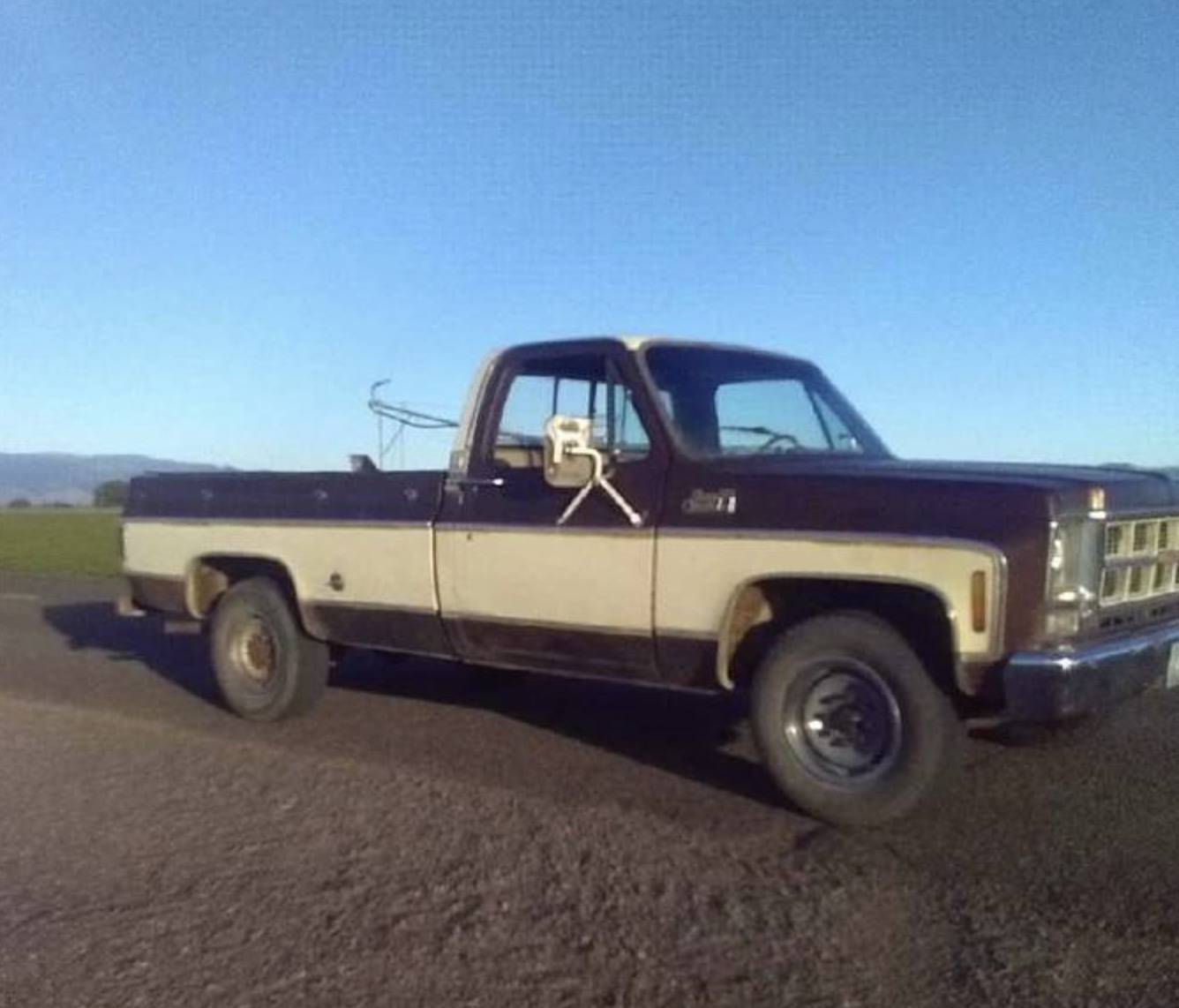 1977 GMC Sierra Grande Camper Special photo
